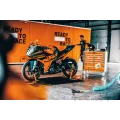 KTM RC 390 2021: Гены гонок!