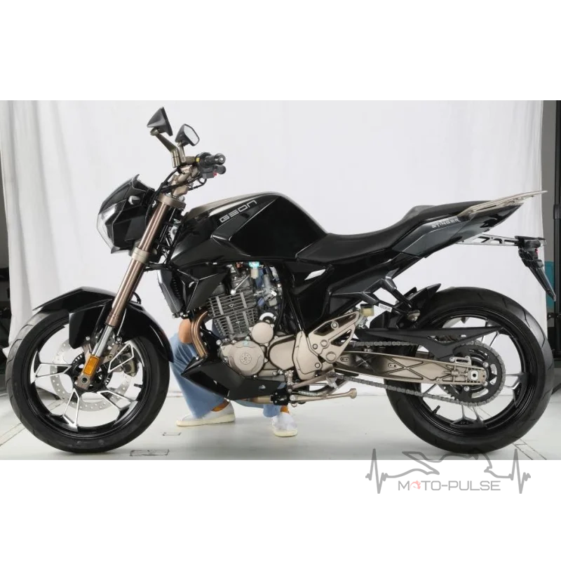 Geon Stinger 250R DOHC 2021