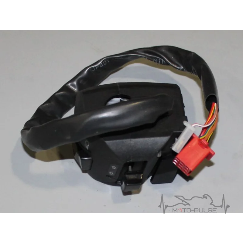 Блок кнопок левый Bajaj Pulsar 180  JF401400