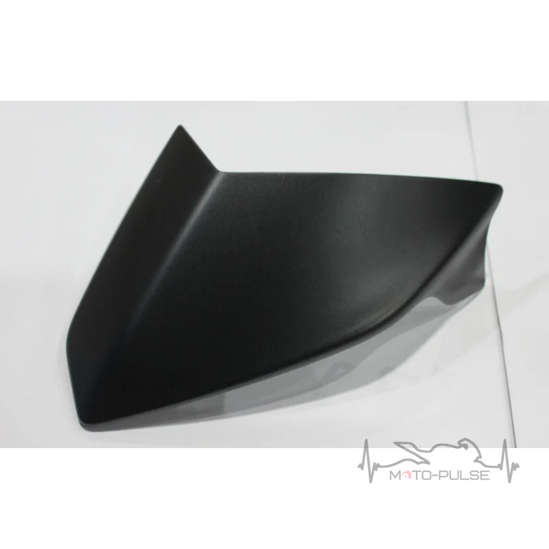 Пластик бака нижний правый Black Bajaj Pulsar 180 52DH3230